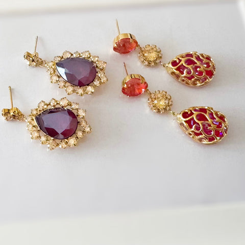 Royal pendants with burgundy red drops